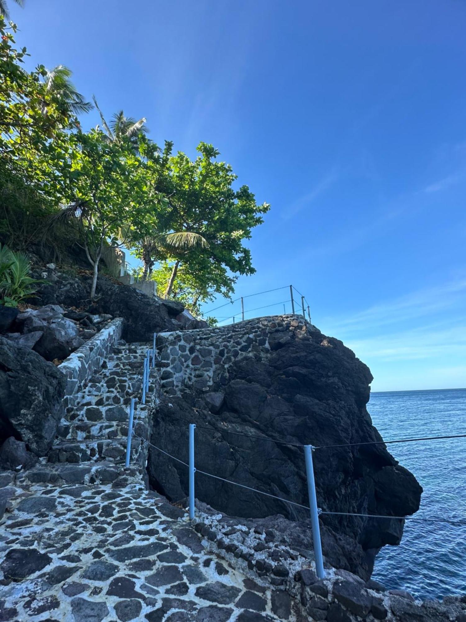 Tongatok Cliff Resort Мамбаджао Екстериор снимка