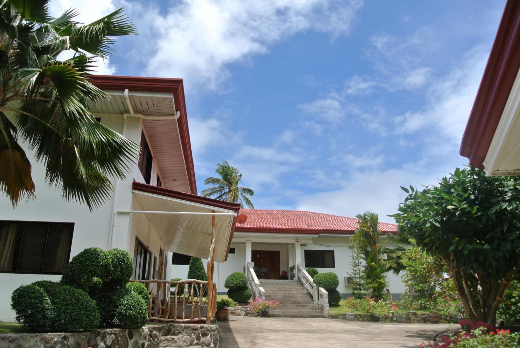 Tongatok Cliff Resort Мамбаджао Екстериор снимка